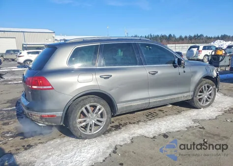 2016 Volkswagen Touareg Tdi z USA, uszkodzony, nr VIN WVGEP9BP5GD005757